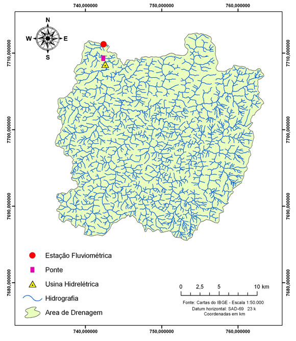 Figura 7 - Mapa da rede hidrogrfica do rio Casca a montante da estaão fluviomtrica de Sao Miguel do Anta e as localizaões da Usina da hidreltrica de Casquinha (barragem de concreto) e  da ponte (madeira e pilar de concreto)