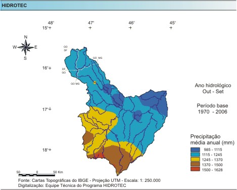 Figura 1 - Mapa da precipitao mdia anual (mm/ano), da bacia do rio Paracatu